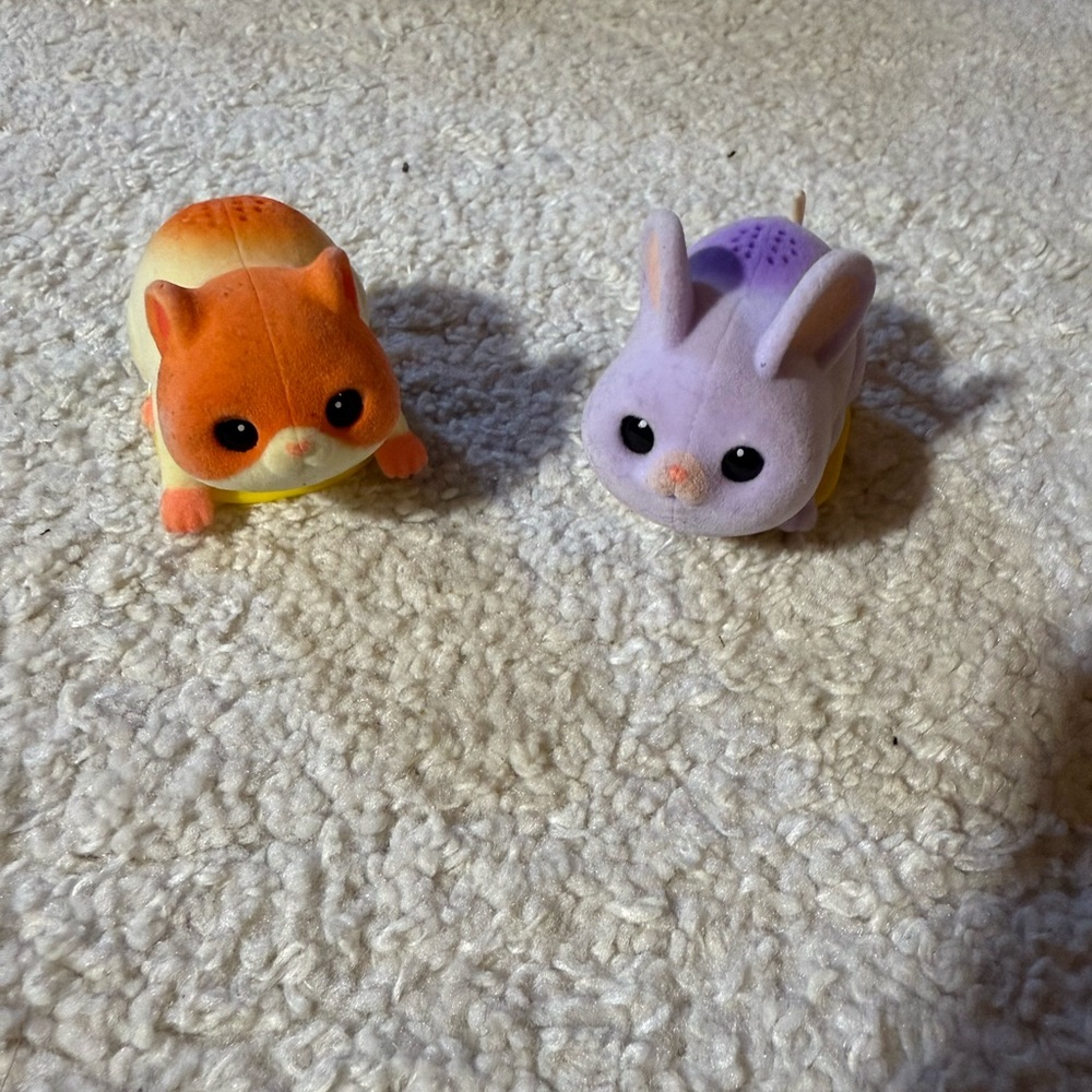 Little live pets